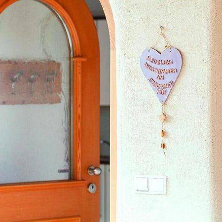 Apartment In Naz-Sciaves With Garden Natz-Schabs Екстериор снимка