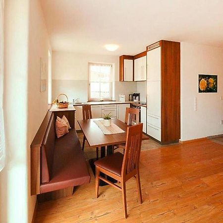 Apartment In Naz-Sciaves With Garden Natz-Schabs Екстериор снимка