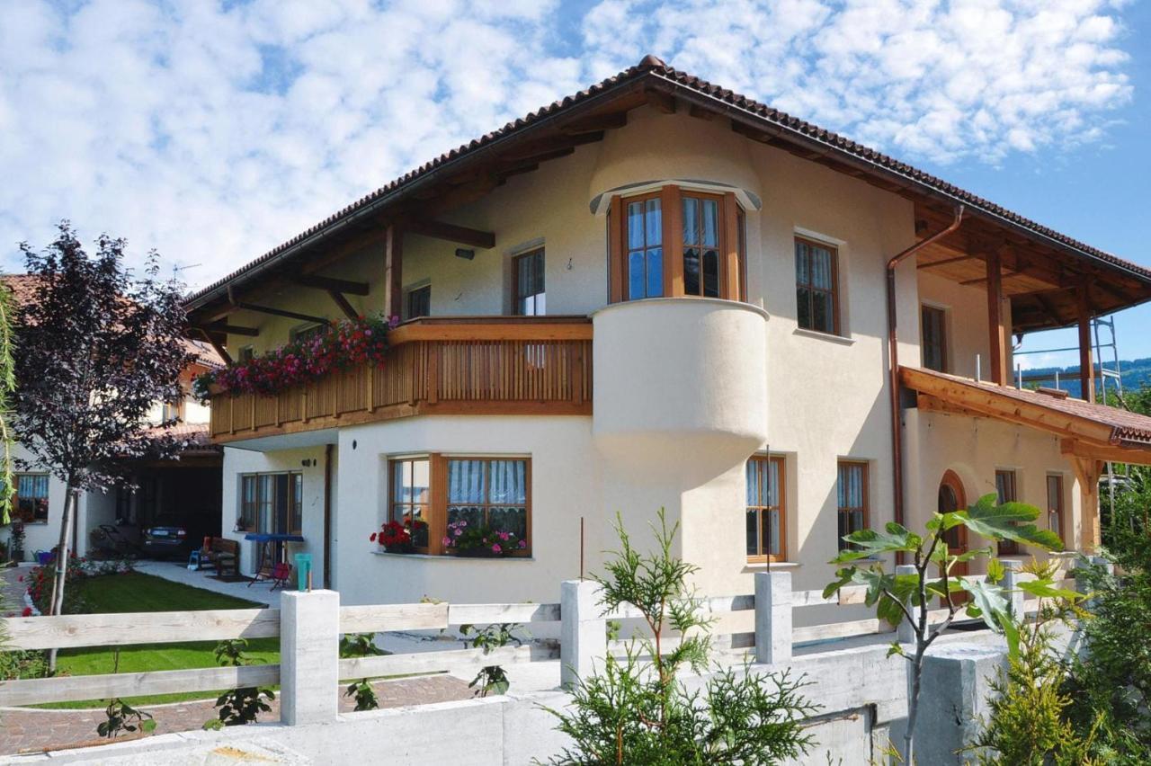 Apartment In Naz-Sciaves With Garden Natz-Schabs Екстериор снимка